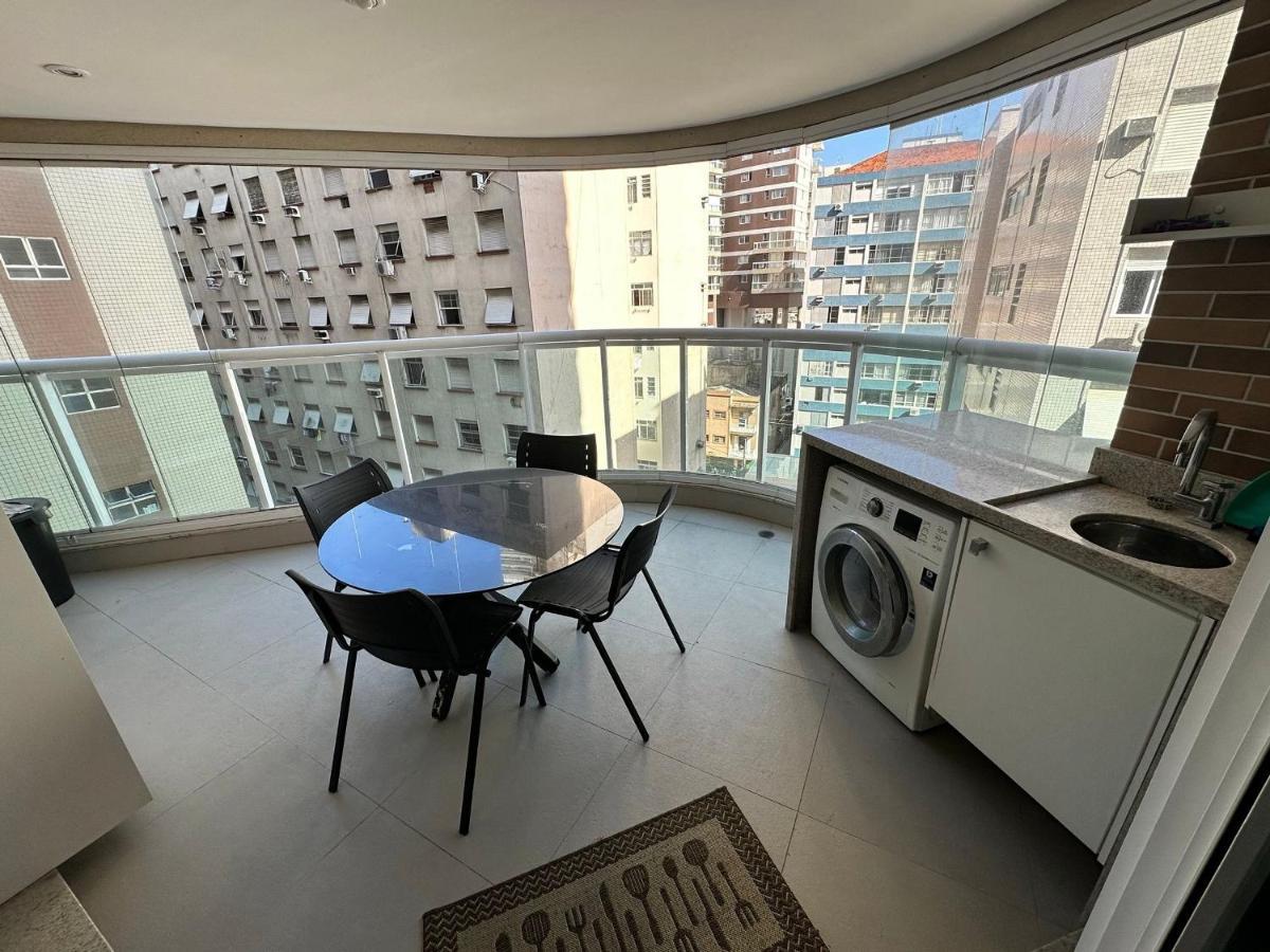 2 Quartos- Estanconfor Ac Sacada Fechada Garagem Com Arrumacao Diaria * Santos (Sao Paulo)